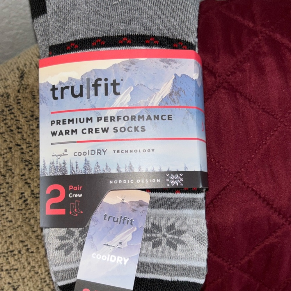 tru fit 2 Pair crew socks. Nordic design premium performance warm